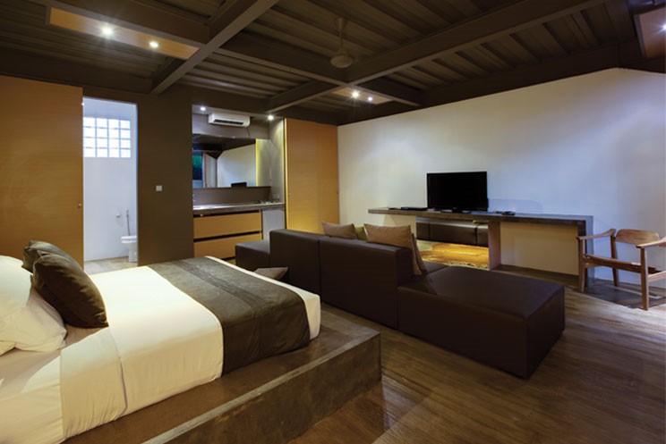 delux_clio_hotel_seminyak_kuta_apartment_minimalist_free_wifi